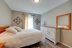 Reeds Spring Retreat w/ Lakeview Deck + Grill