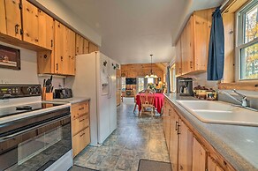 Lakefront Hawks Getaway - Fire Pit & Kayaks!