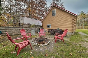Lakefront Hawks Getaway - Fire Pit & Kayaks!