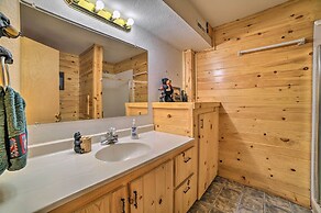 Lakefront Hawks Getaway - Fire Pit & Kayaks!