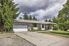 Sunny Home w/ Patio < 10 Mi to Lake Coeur D'alene