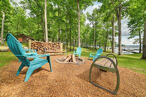 Cozy Dover Home w/ Boat Dock, Fire Pit & Deck!