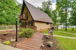Cozy Dover Home w/ Boat Dock, Fire Pit & Deck!