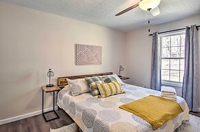 Stunning New Market Home w/ Mtn Views & Hot Tub!