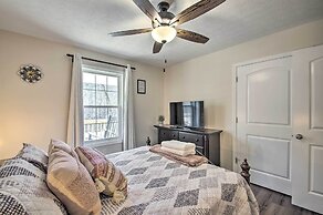 Stunning New Market Home w/ Mtn Views & Hot Tub!