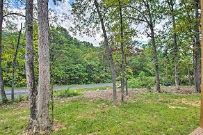 Stunning New Market Home w/ Mtn Views & Hot Tub!