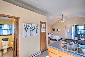 'the Brewer Guesthouse' Tiny Home w/ Patio & Yard!