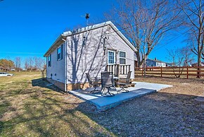 'the Brewer Guesthouse' Tiny Home w/ Patio & Yard!