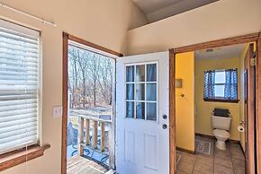 'the Brewer Guesthouse' Tiny Home w/ Patio & Yard!