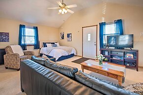 'the Brewer Guesthouse' Tiny Home w/ Patio & Yard!