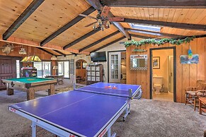 Gorgeous Oakhurst Retreat w/ Swimming Hole!