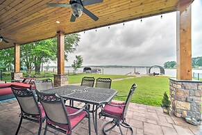 Lavish Lakefront House w/ Pool Table & Patio!