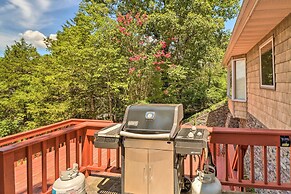 Norfork Lake Getaway: Deck, 6 Mi to Main St!