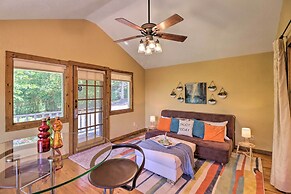 Norfork Lake Getaway: Deck, 6 Mi to Main St!