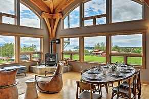 Home w/ Kachemak Bay View - 5 Miles to Downtown!