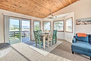 Coastal Haven Getaway ~ 1 Mi to Mill Beach!