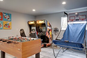 Coastal Haven Getaway ~ 1 Mi to Mill Beach!