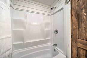 Updated Family Home, 20 Mi to Broken Bow Lake!