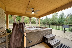 Updated Family Home, 20 Mi to Broken Bow Lake!