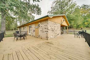 Updated Family Home, 20 Mi to Broken Bow Lake!