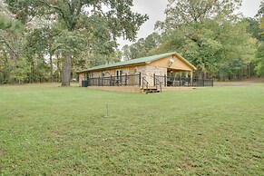 Updated Family Home, 20 Mi to Broken Bow Lake!