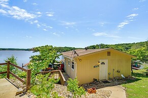 Lakefront Ozark Cottage: Deck w/ Covered Dock!