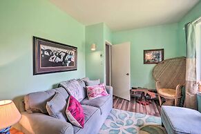 Furnished Deck + Home Gym: Bakersville Retreat!