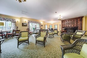 Ski + Shop: Newly Renovated Chautauqua Lake Studio