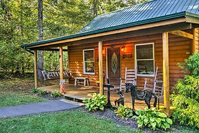 Porch & Fire Pit: Rustic Log Cabin in Smokies!