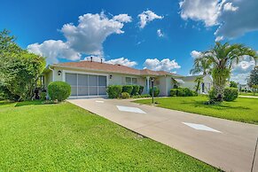 Home in The Villages w/ Lanai & Private Hot Tub!