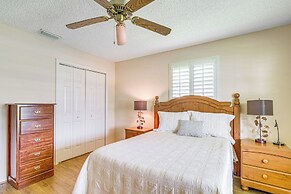 Home in The Villages w/ Lanai & Private Hot Tub!