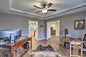 Spacious Waco Home ~ 9 Mi to Magnolia Market