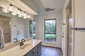 Spacious Waco Home ~ 9 Mi to Magnolia Market
