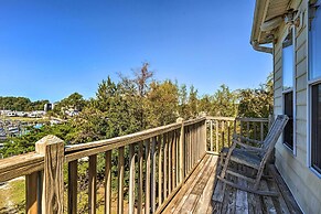 Charming Waterfront Home: Fish, Boat + More!