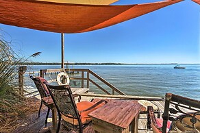 Charming Waterfront Home: Fish, Boat + More!