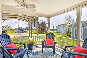 Pet-friendly Surfside Beach Home w/ Deck & Grill