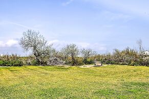 Pet-friendly Surfside Beach Home w/ Deck & Grill