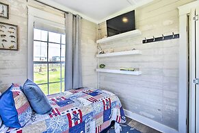Pet-friendly Surfside Beach Home w/ Deck & Grill