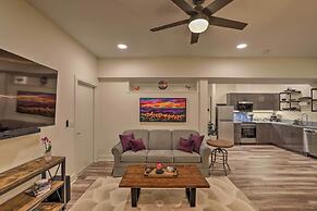 7 Mi to Dtwn Asheville: Apartment w/ Patio