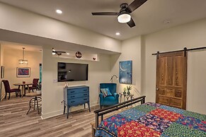 7 Mi to Dtwn Asheville: Apartment w/ Patio