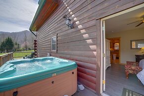 Maggie Valley Cabin w/ Private Hot Tub & Game Room