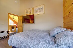 Maggie Valley Cabin w/ Private Hot Tub & Game Room