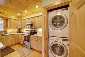 Maggie Valley Cabin w/ Private Hot Tub & Game Room