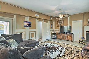 'coastal Cove' w/ Private Deck, 4 Mi to Beach