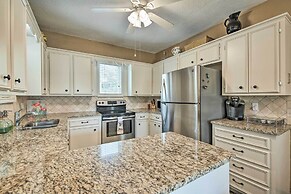 'coastal Cove' w/ Private Deck, 4 Mi to Beach