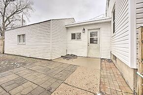 Modern South Bend Getaway ~ 3 Mi to Downtown