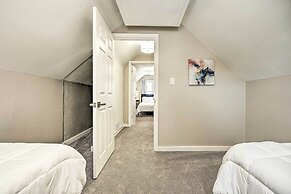 Modern South Bend Getaway ~ 3 Mi to Downtown