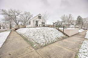 Modern South Bend Getaway ~ 3 Mi to Downtown