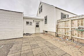 Modern South Bend Getaway ~ 3 Mi to Downtown