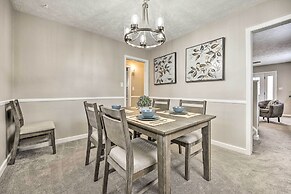 Modern South Bend Getaway ~ 3 Mi to Downtown